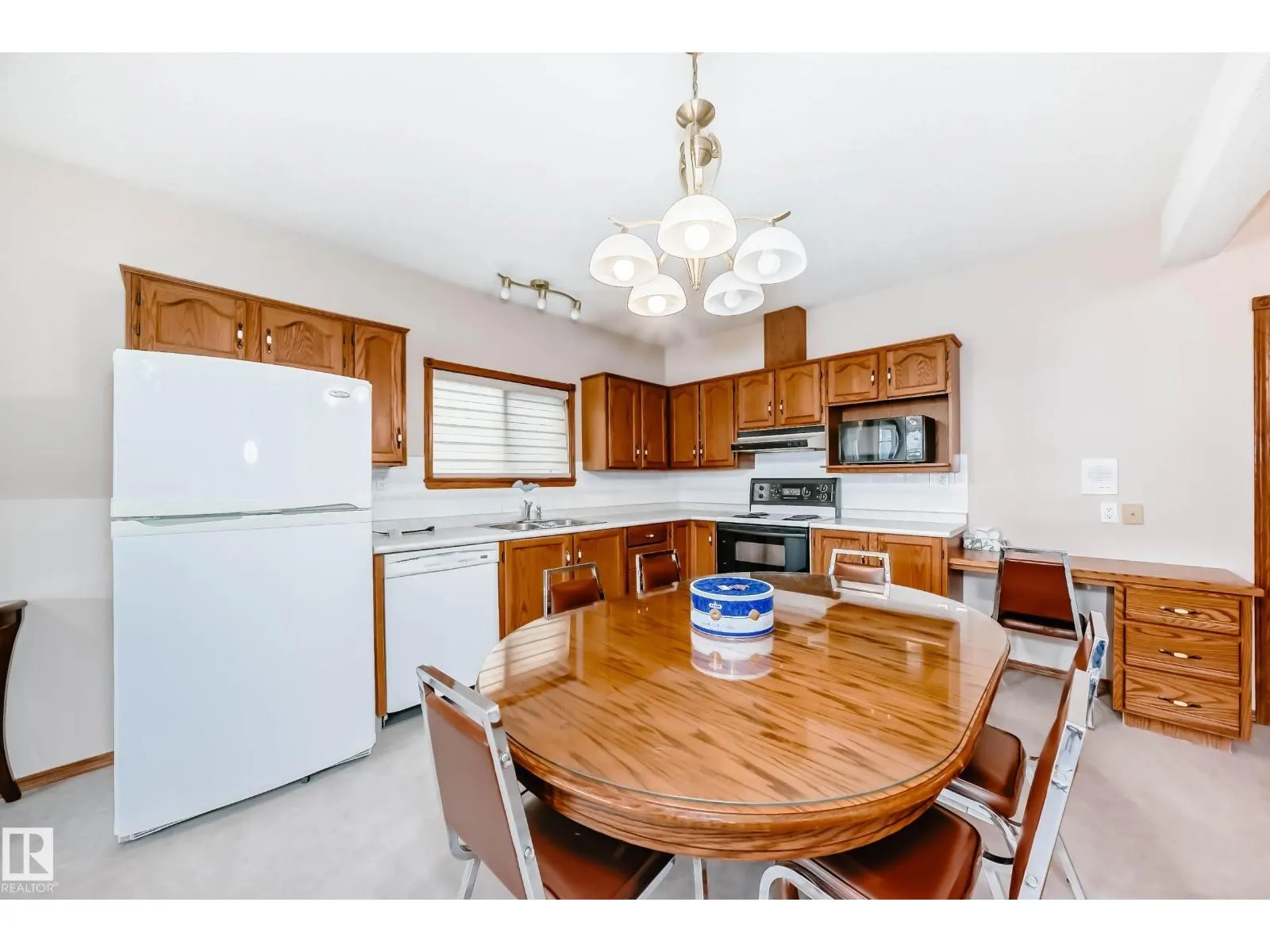 16135 56 ST NW