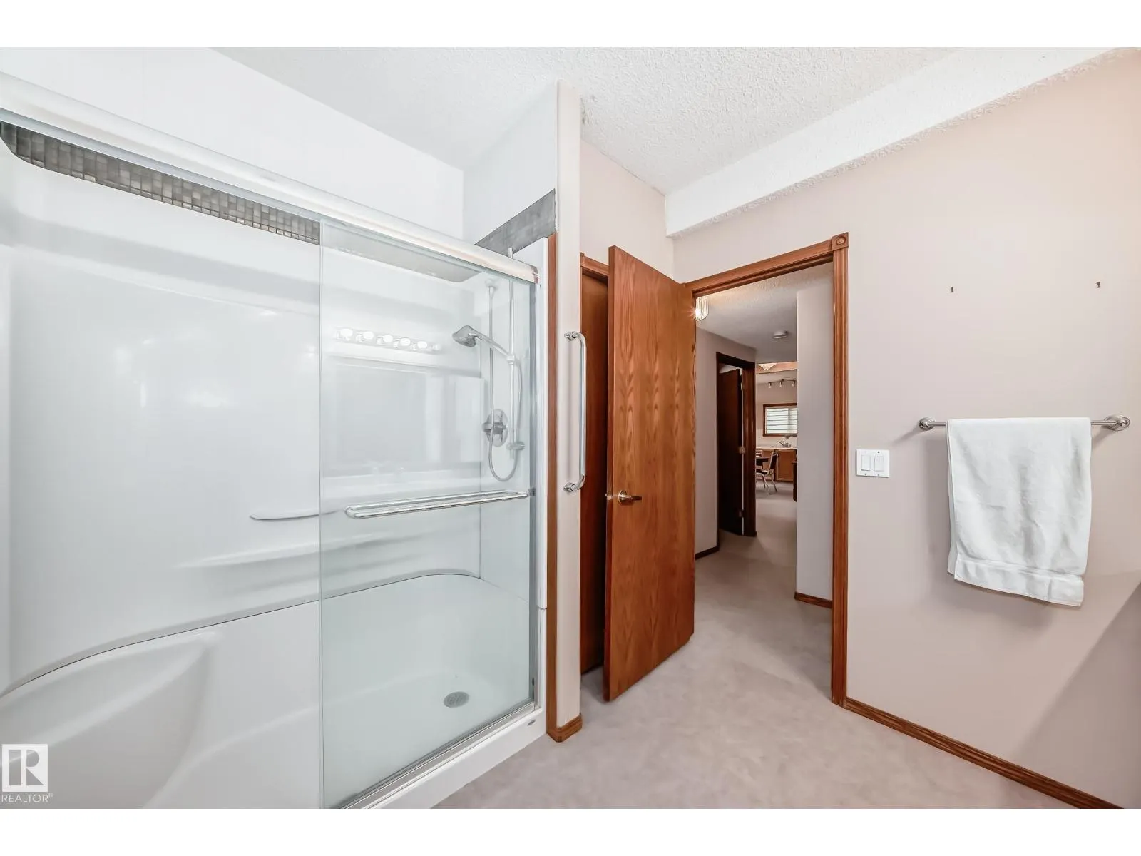 16135 56 ST NW