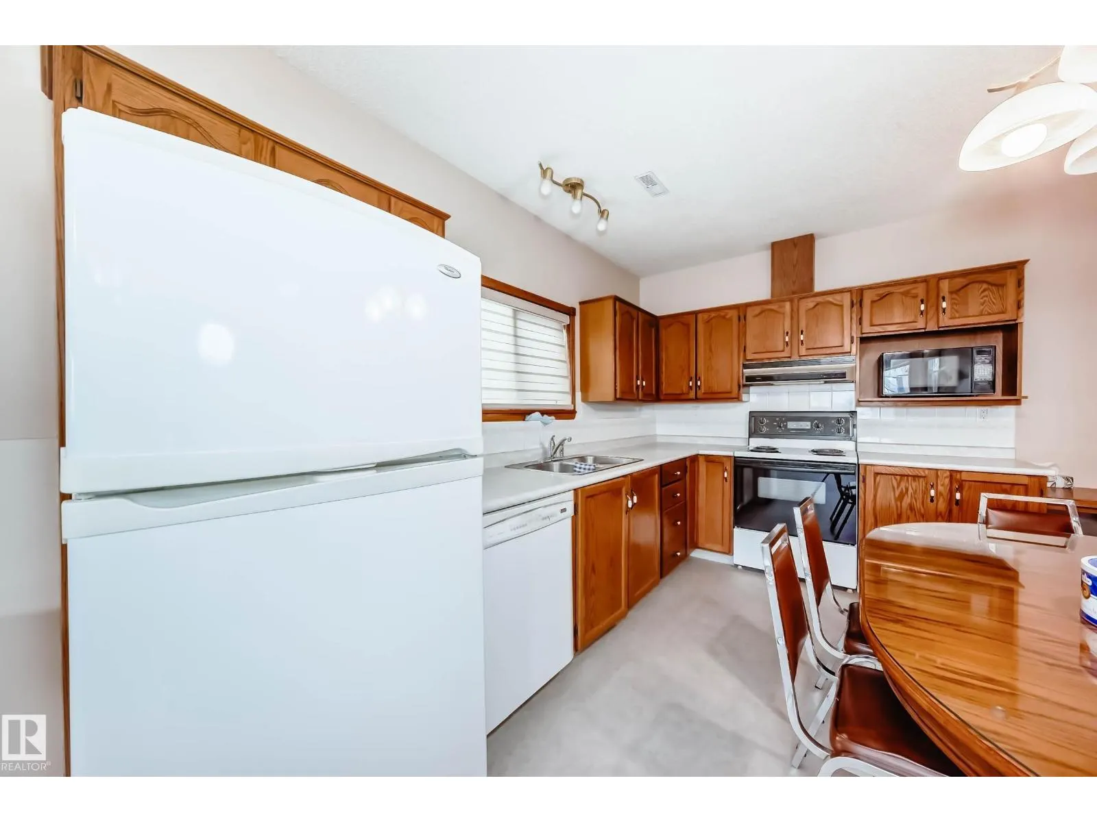 16135 56 ST NW