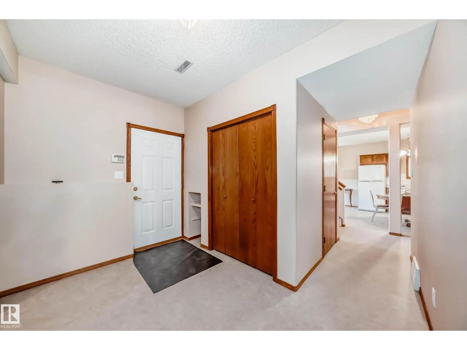 16135 56 ST NW