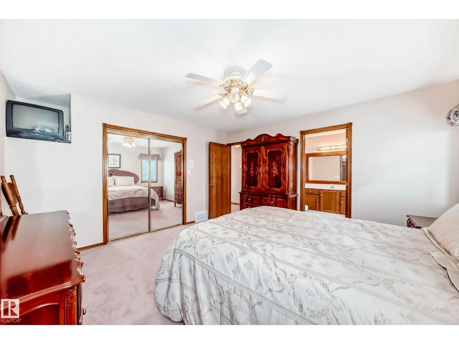 16135 56 ST NW