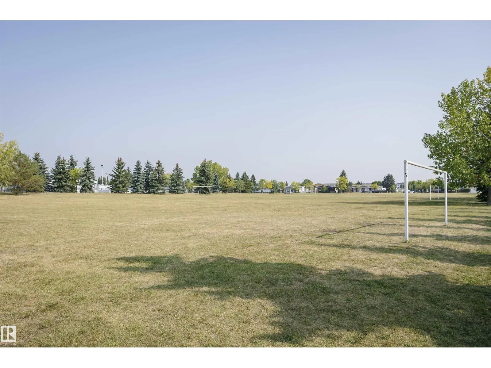 12027 143 AV NW