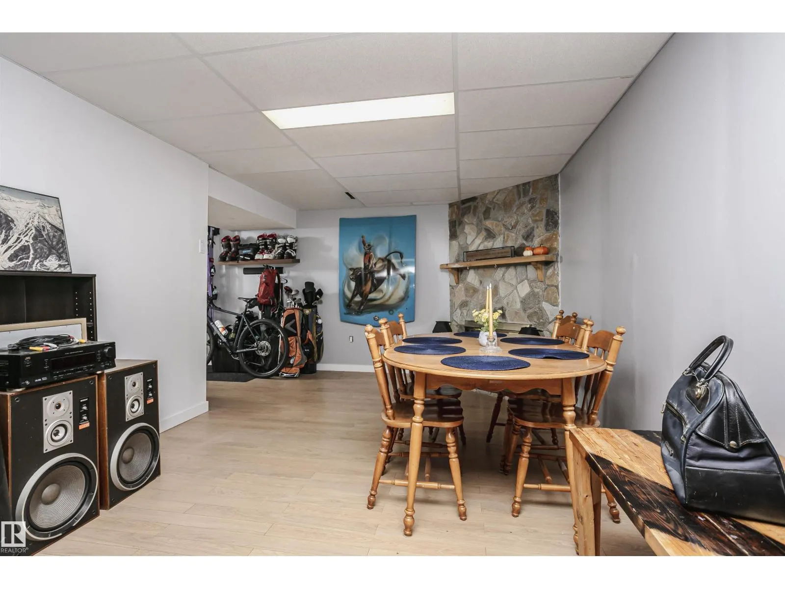 12027 143 AV NW