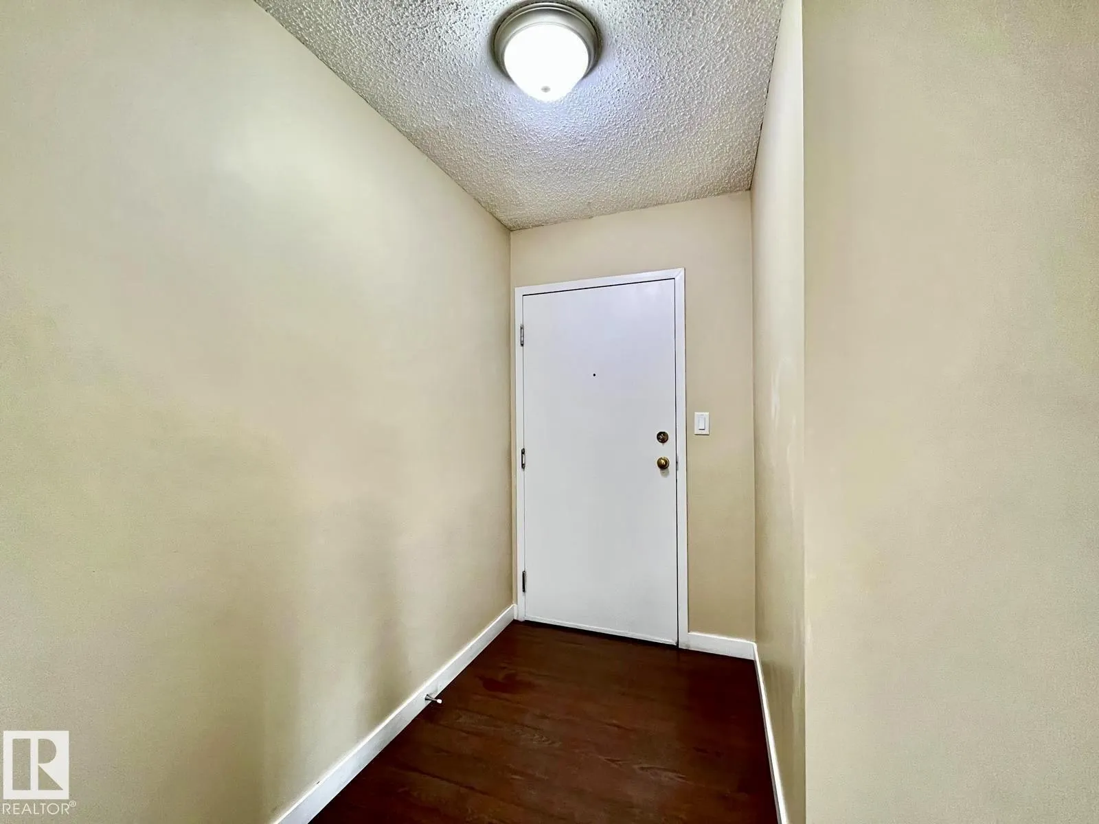 316 5005 31 AV NW NW