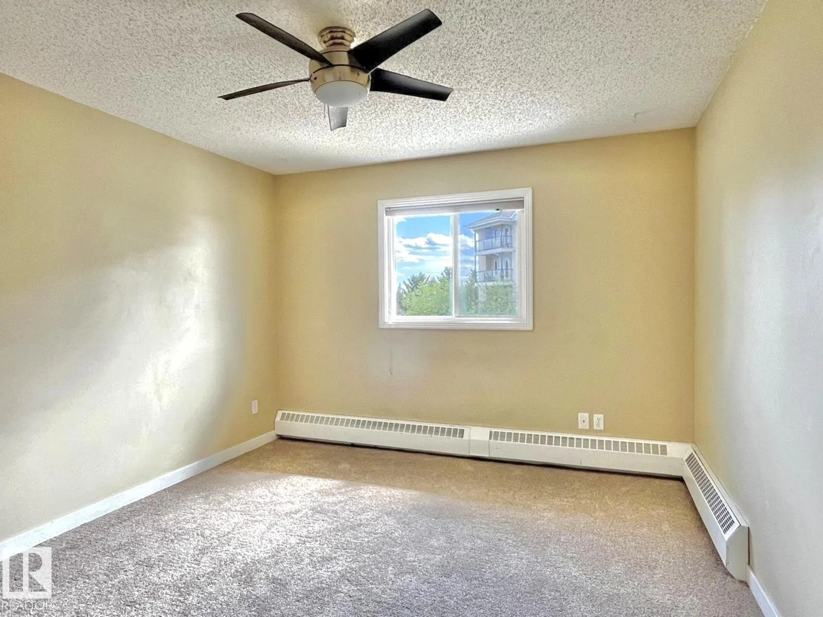 316 5005 31 AV NW NW