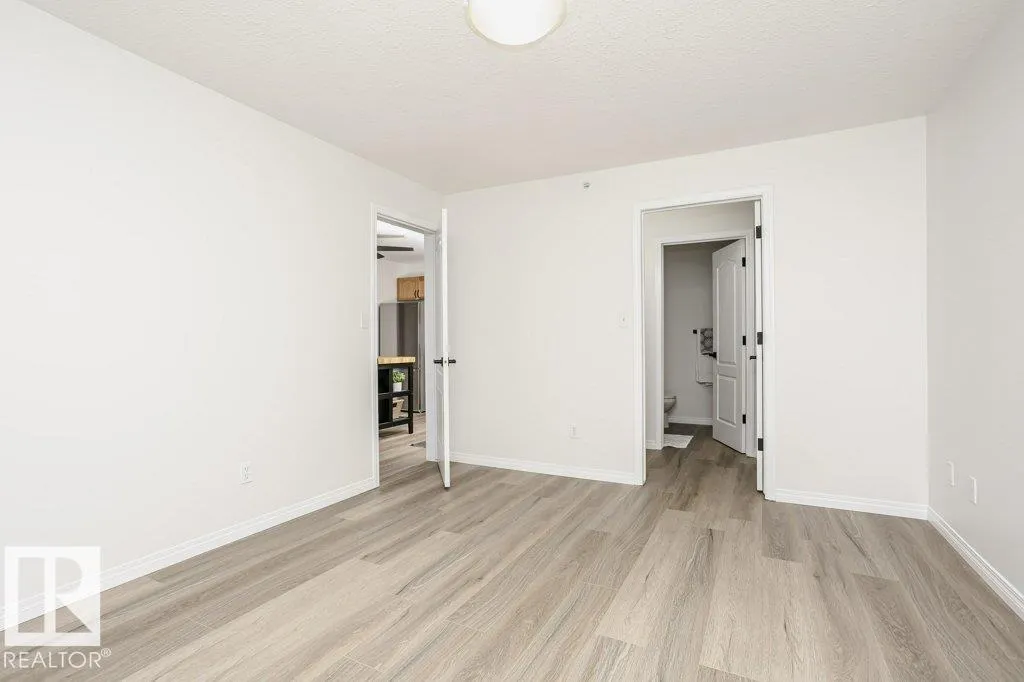 #405 4703 43 AV