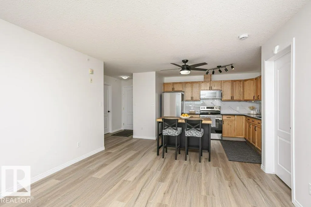 #405 4703 43 AV