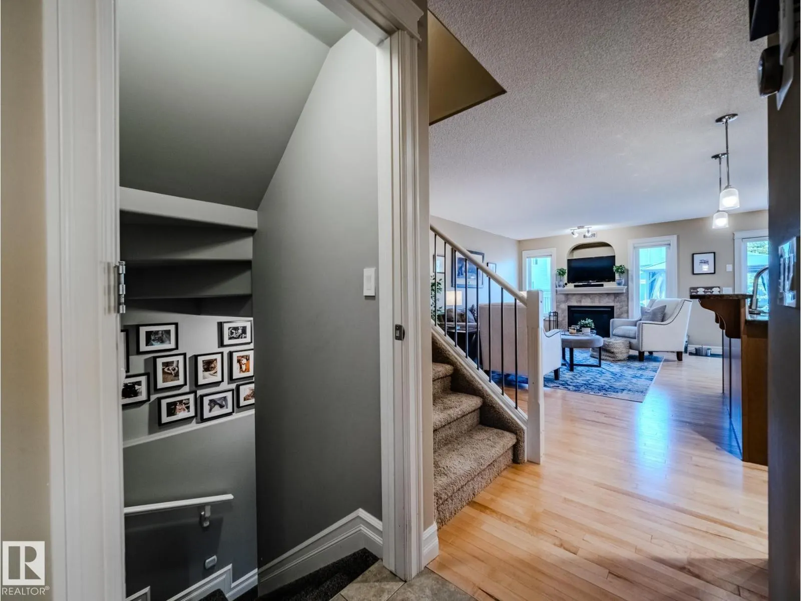 2317 CASSELMAN CR SW