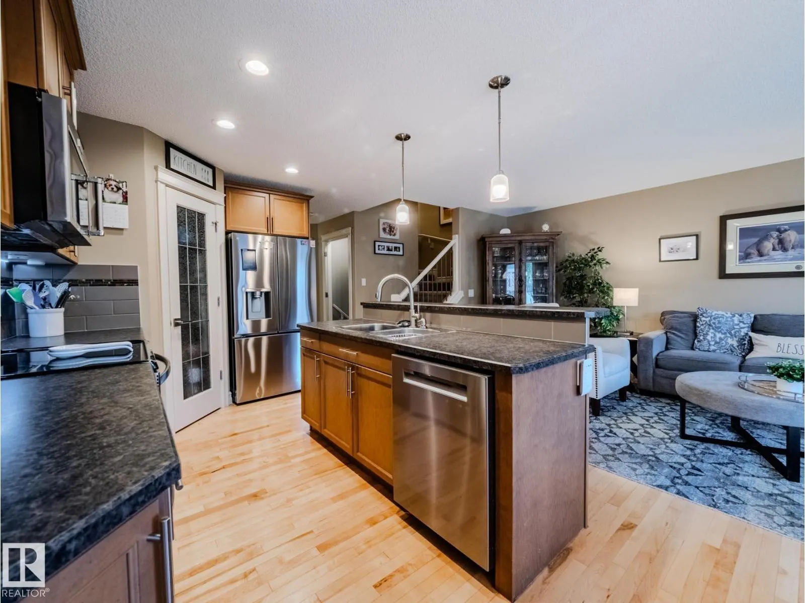 2317 CASSELMAN CR SW