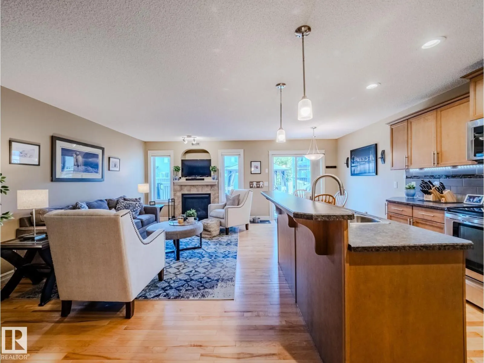 2317 CASSELMAN CR SW