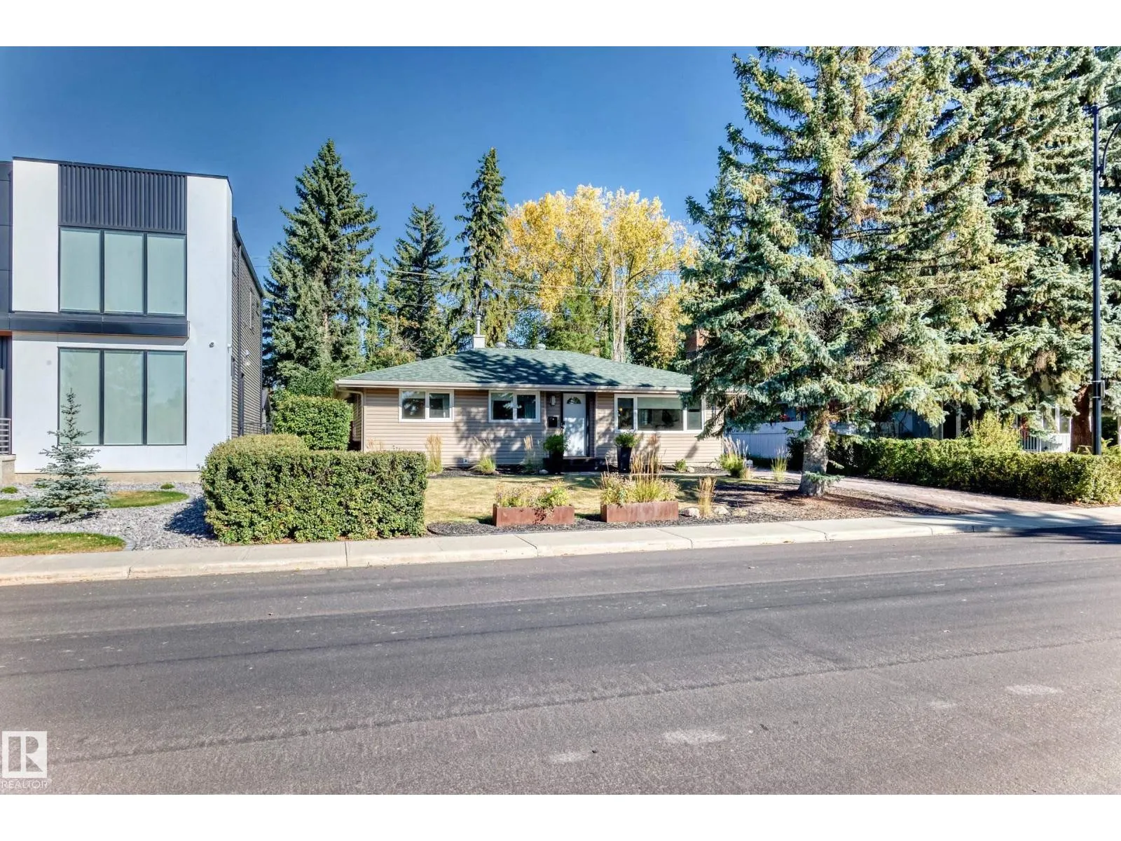 14608 80 AV NW NW