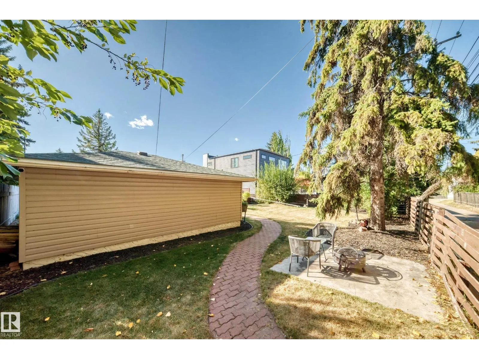 14608 80 AV NW NW