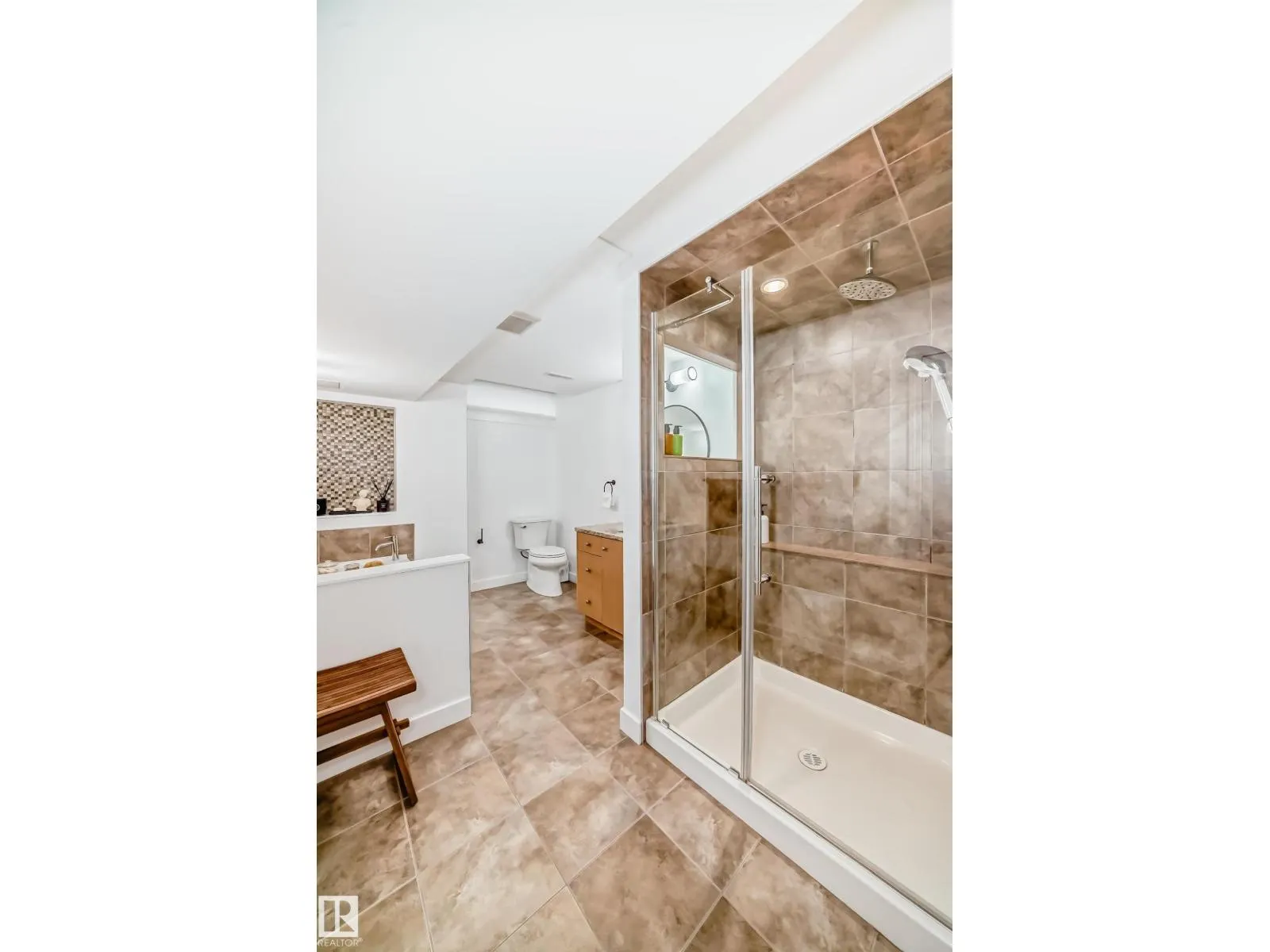 14608 80 AV NW NW