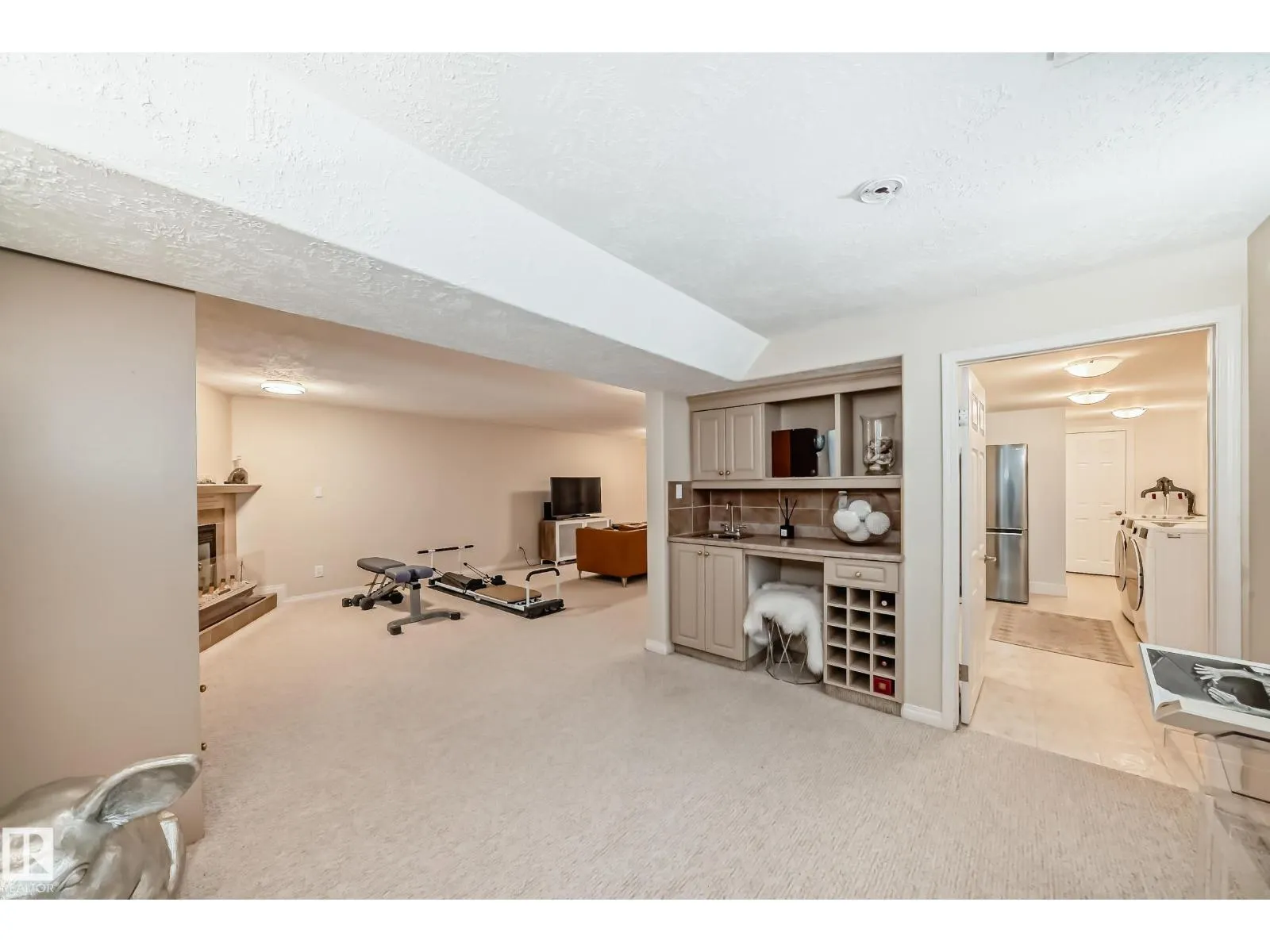 14608 80 AV NW NW
