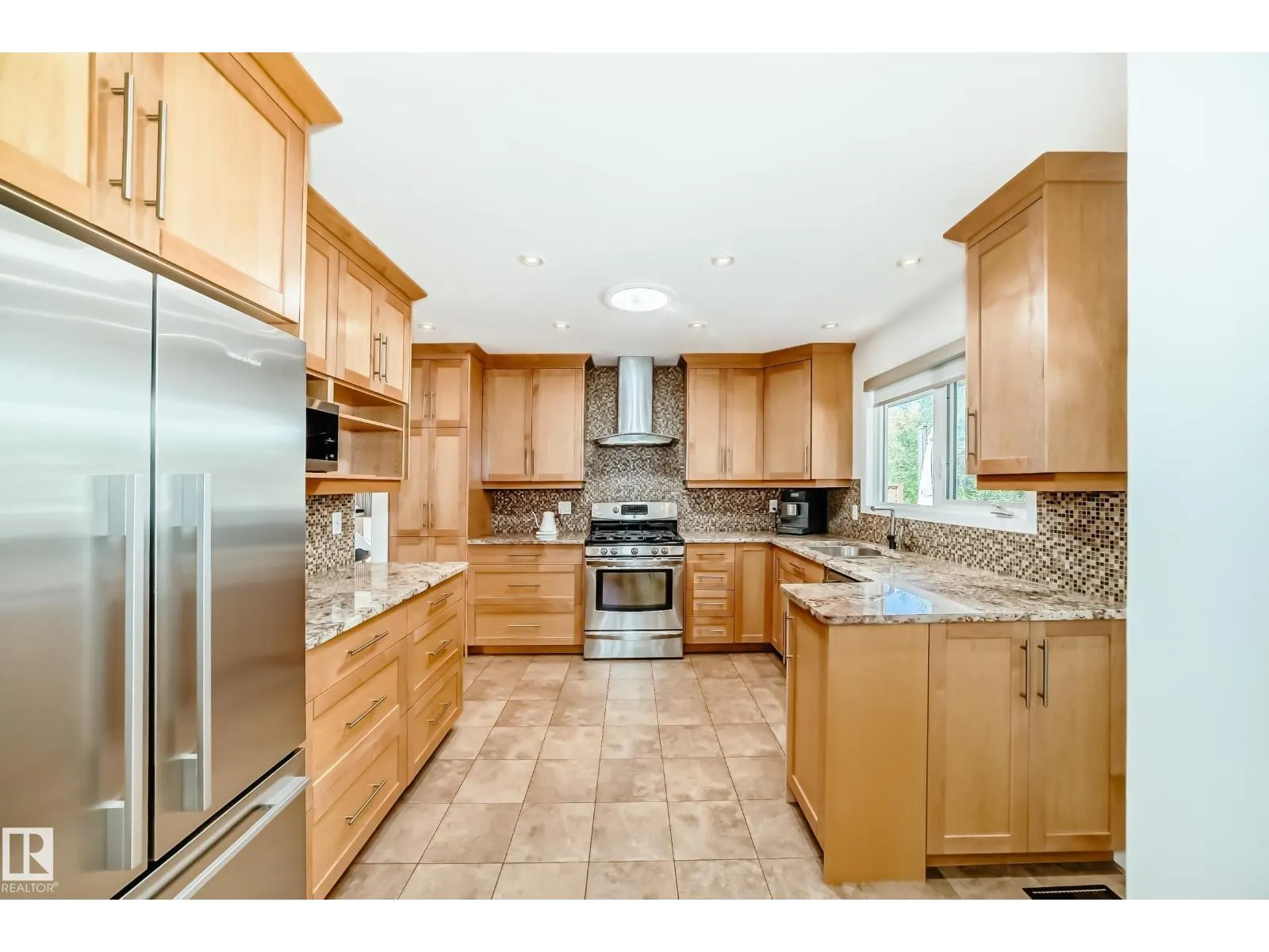 14608 80 AV NW NW