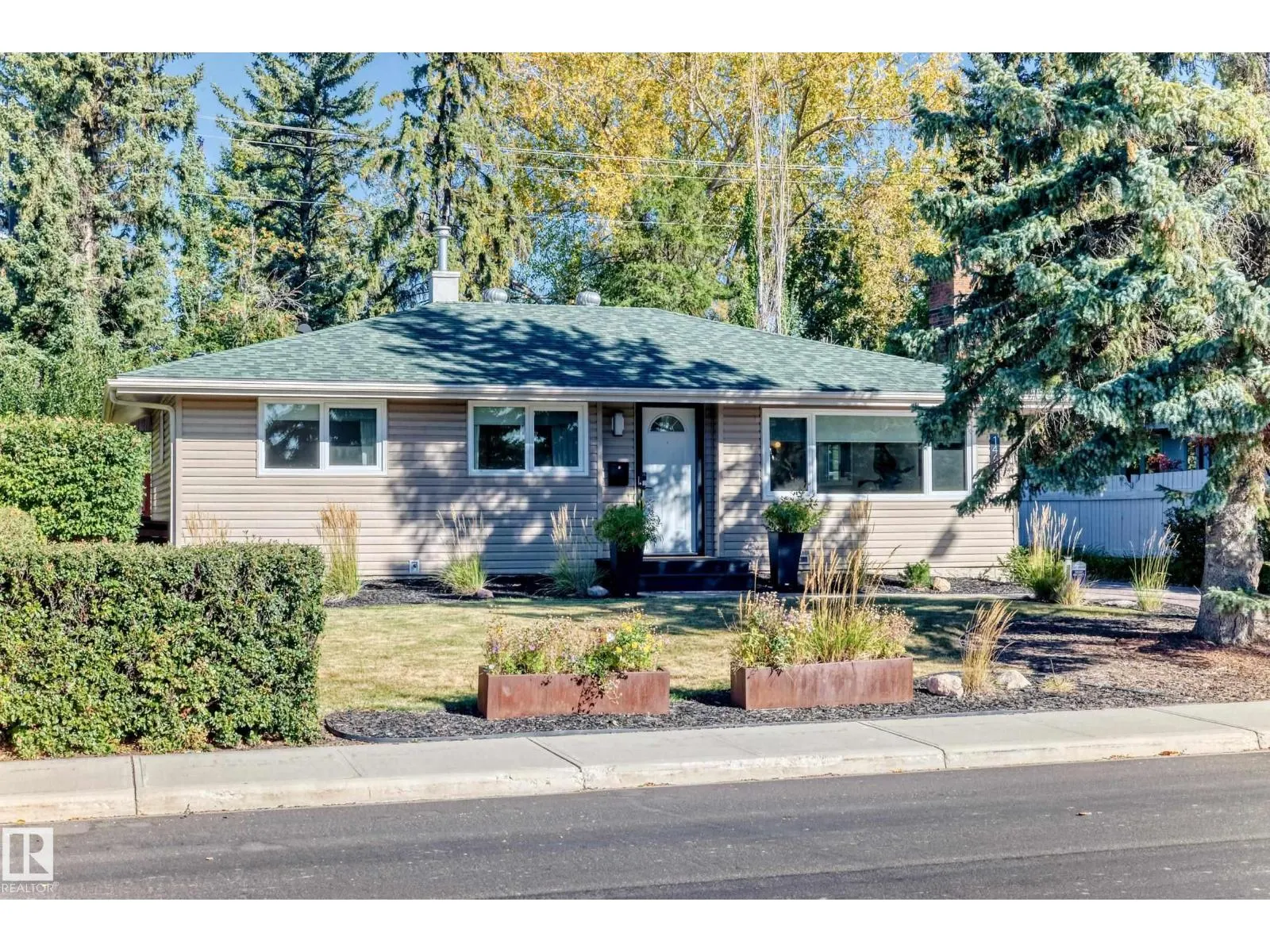 14608 80 AV NW NW
