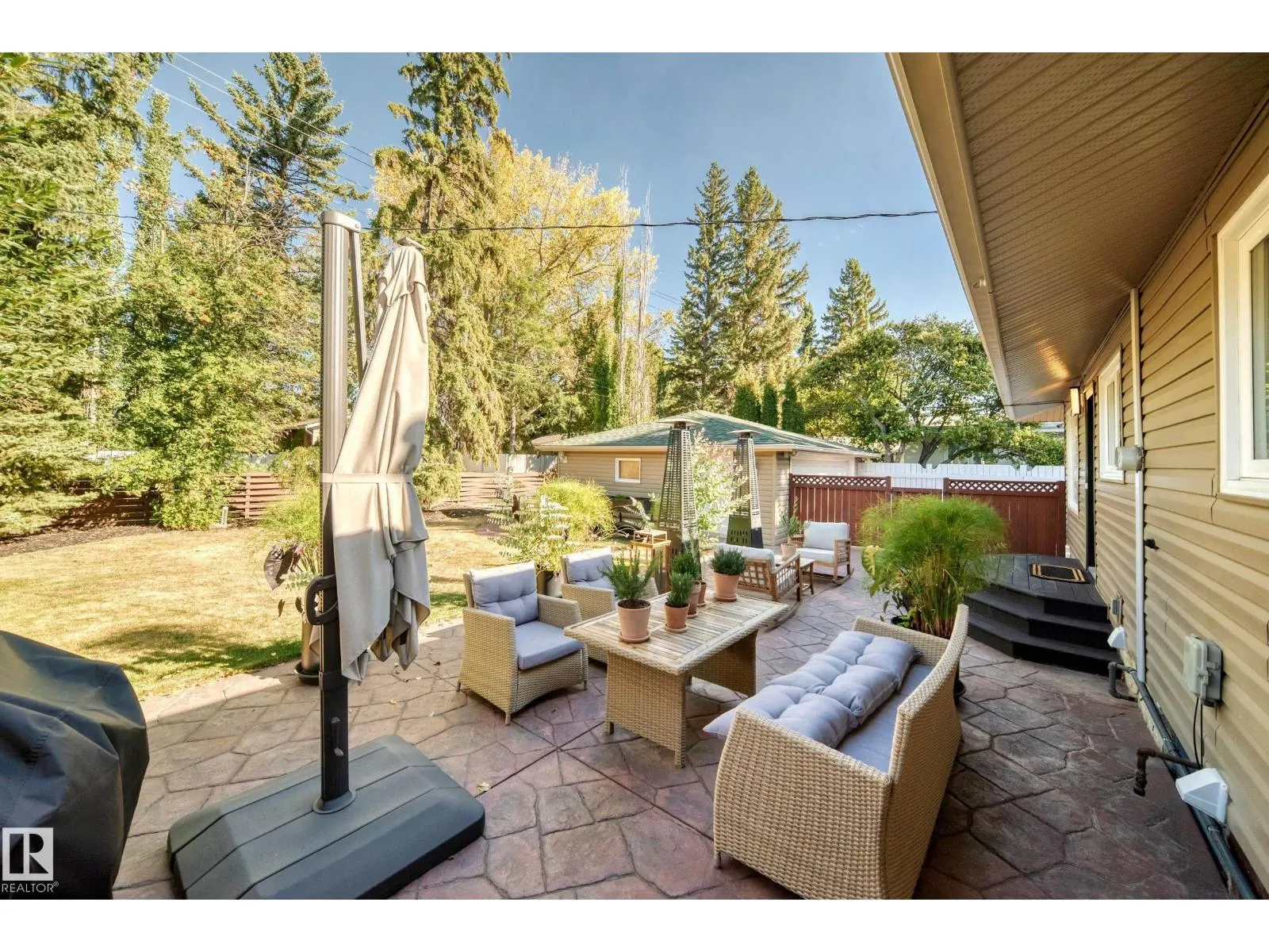 14608 80 AV NW NW