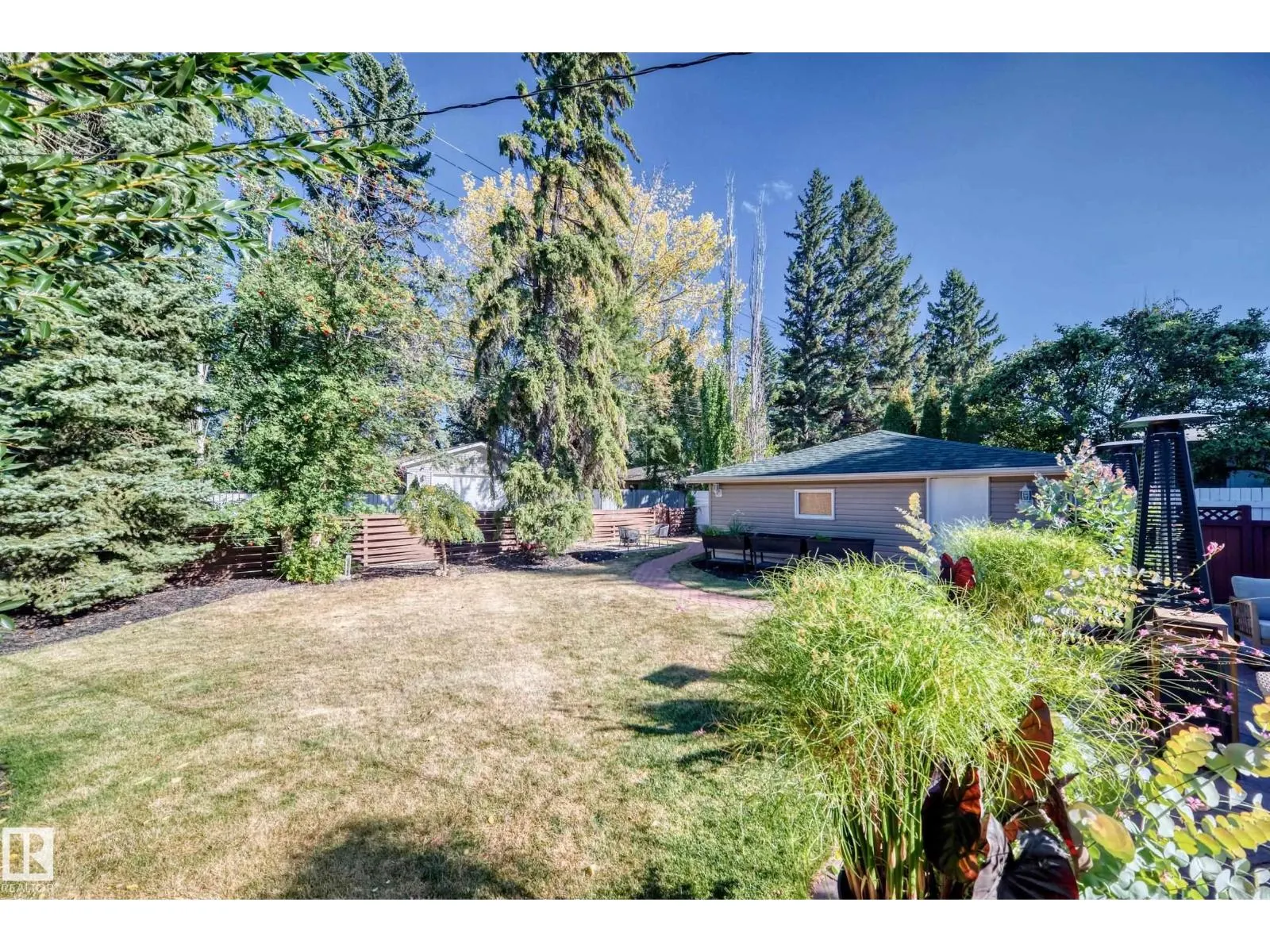 14608 80 AV NW NW