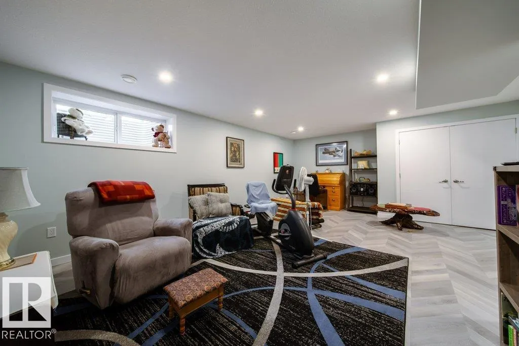 4611 66 ST