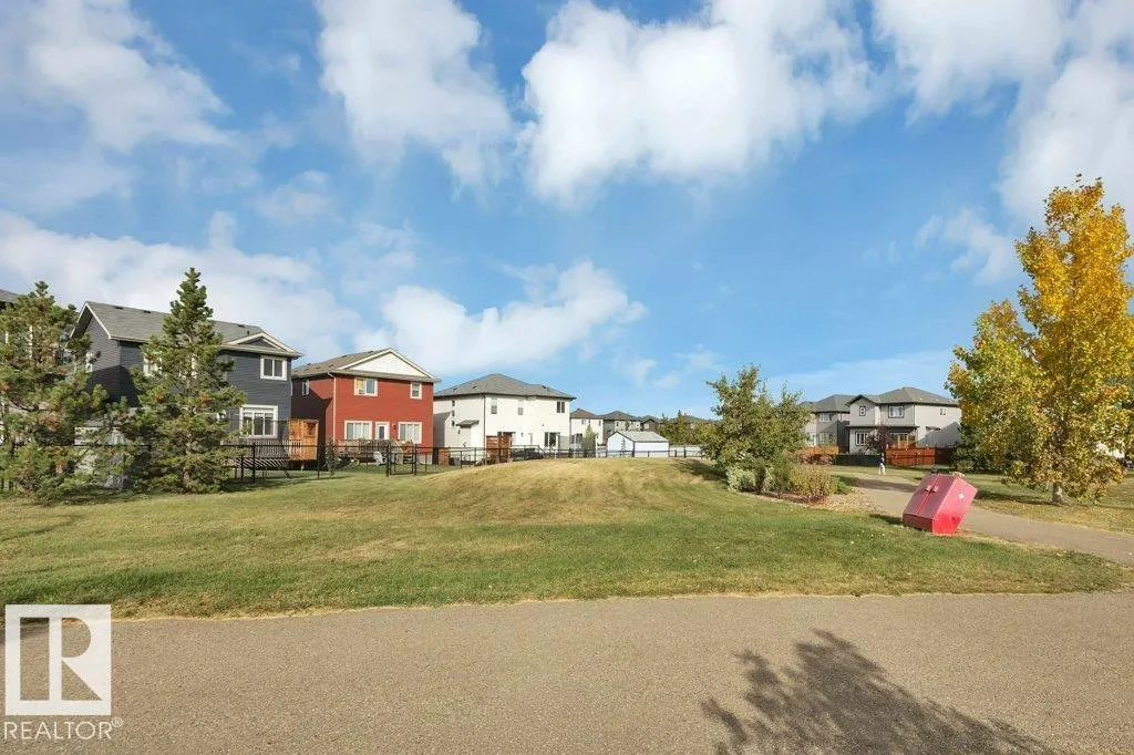 198 MEADOWVIEW DR