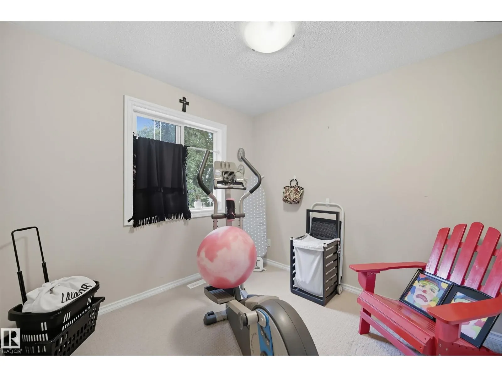 11236 84 ST NW