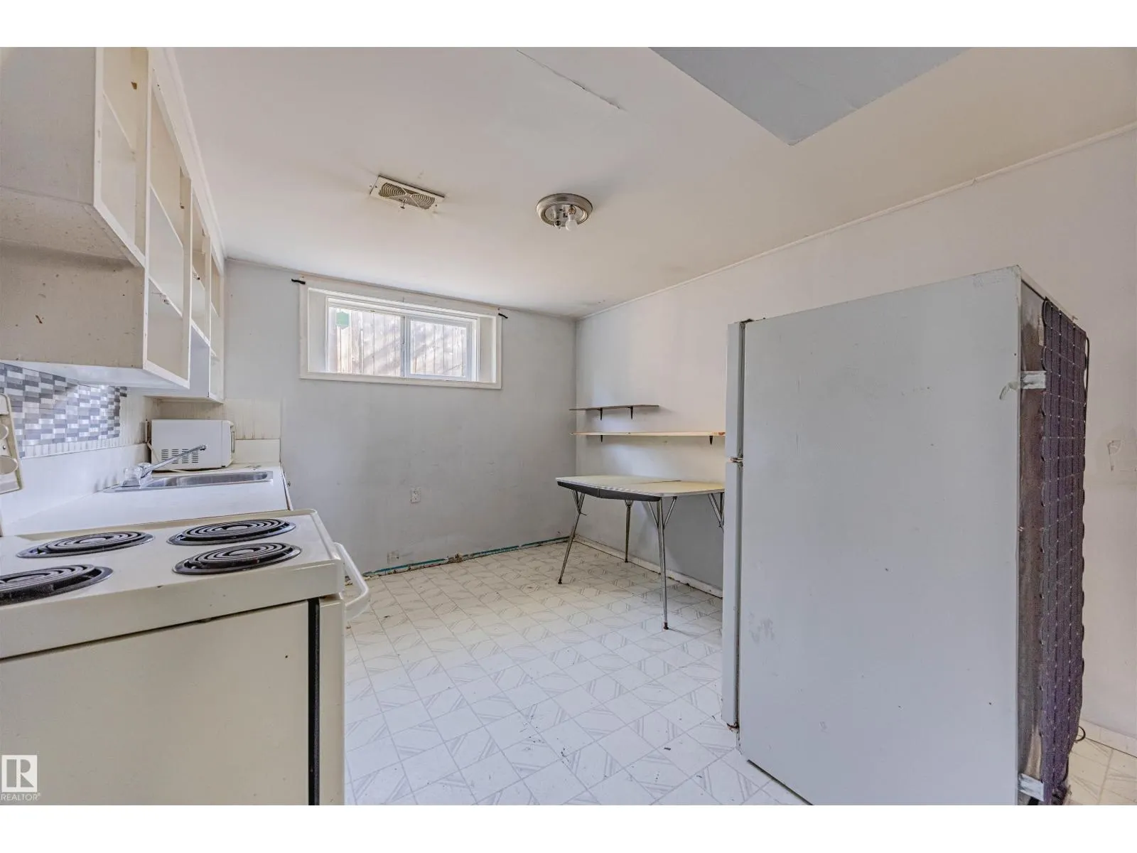 11715 139 ST NW