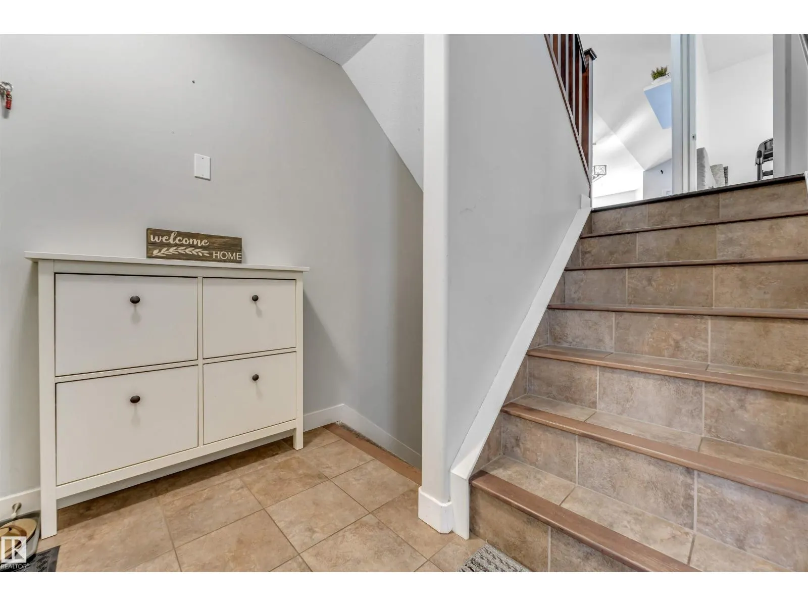 1920 69 St. SW