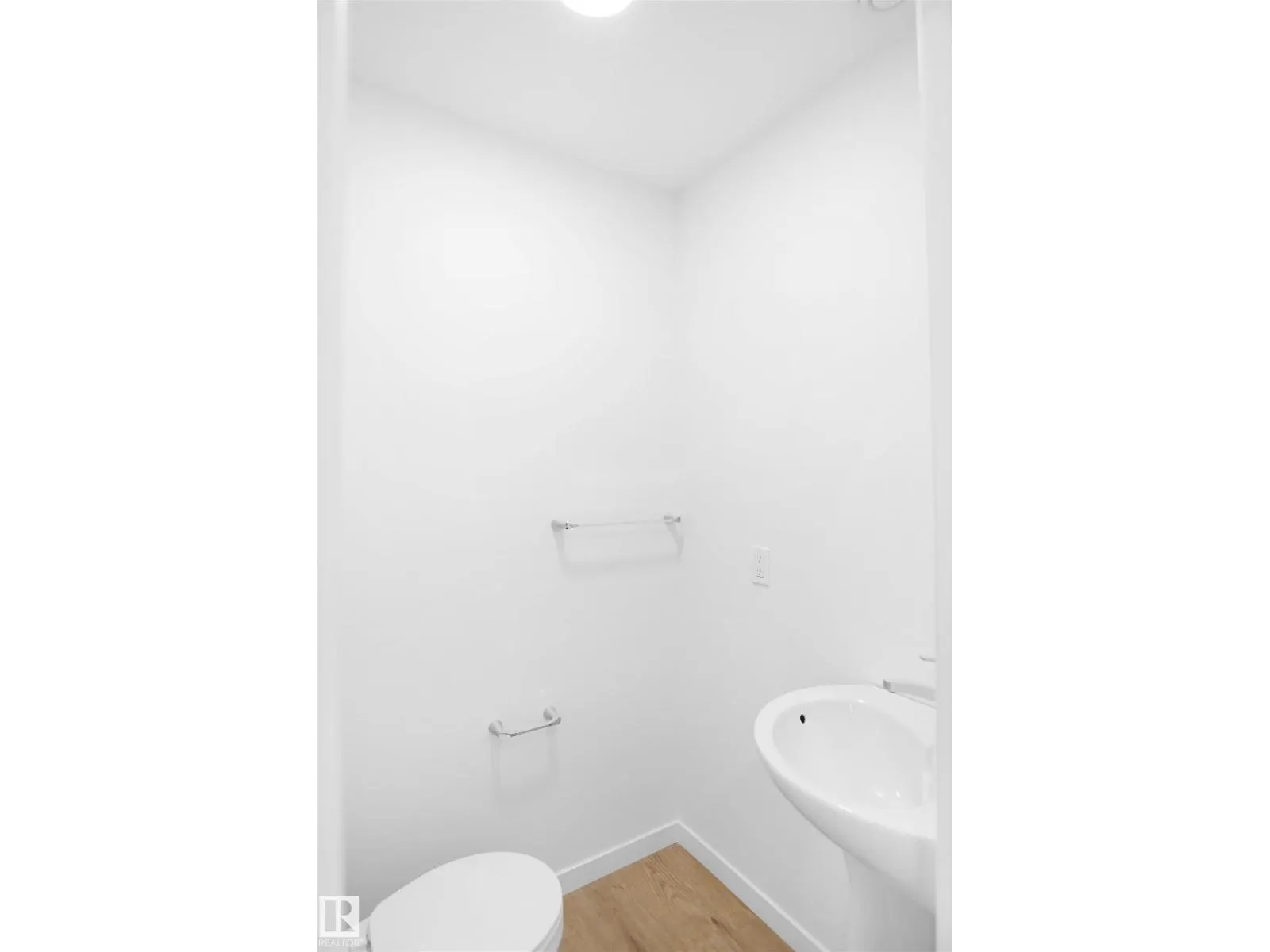 5142 RIVER'S EDGE WY NW