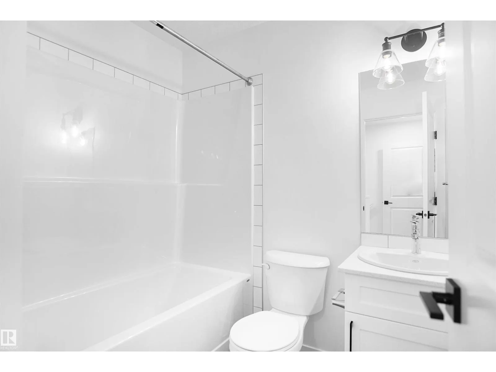 5142 RIVER'S EDGE WY NW