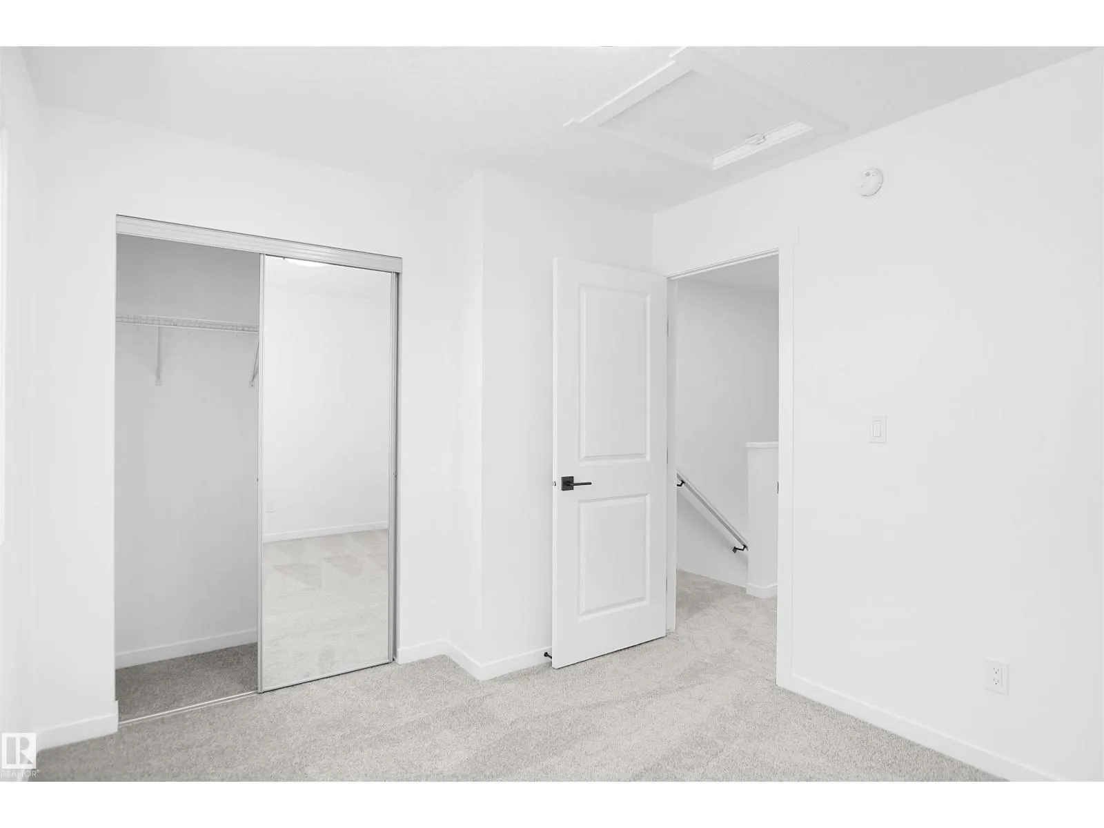 5142 RIVER'S EDGE WY NW