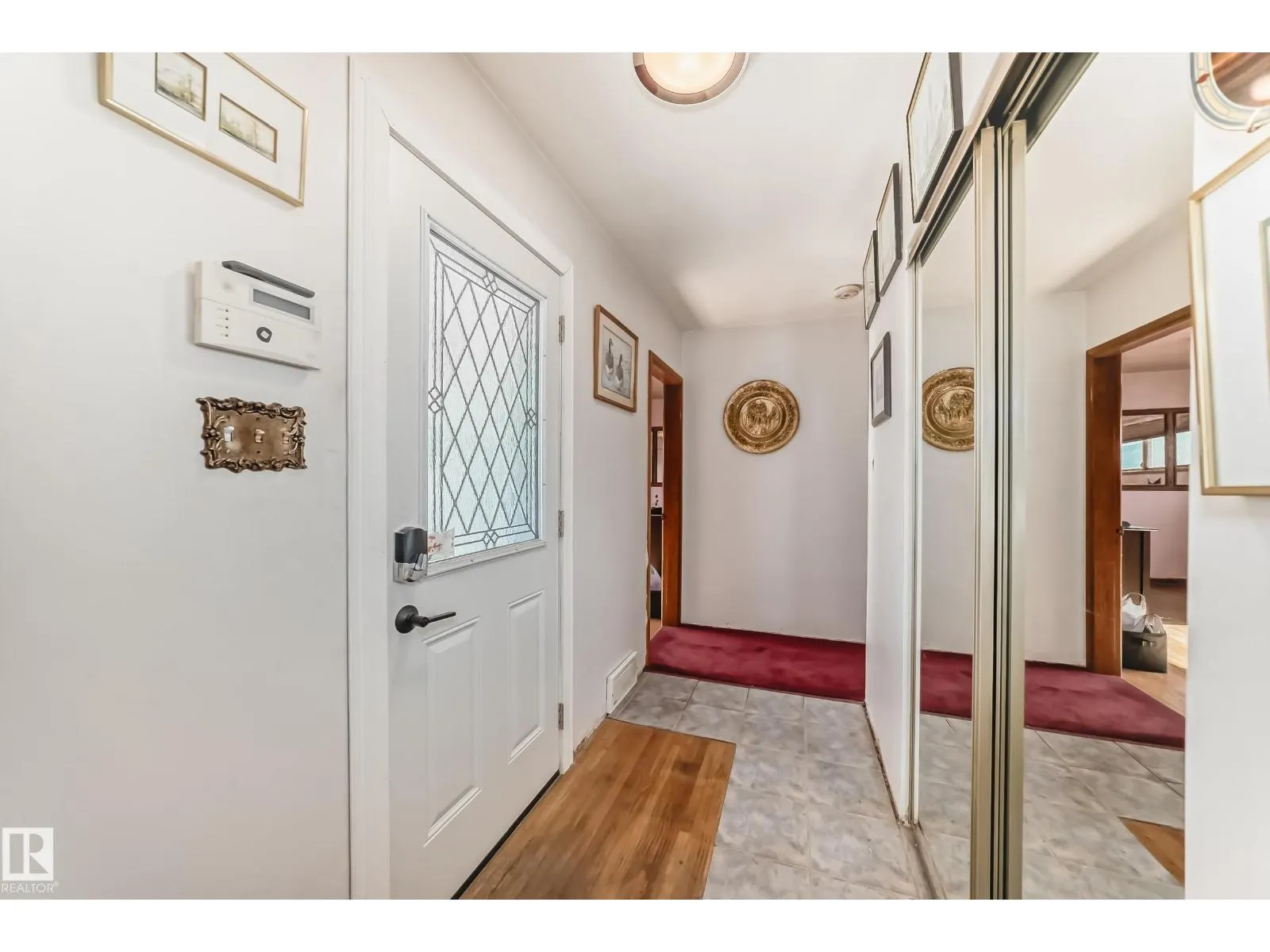 15906 92A AV NW