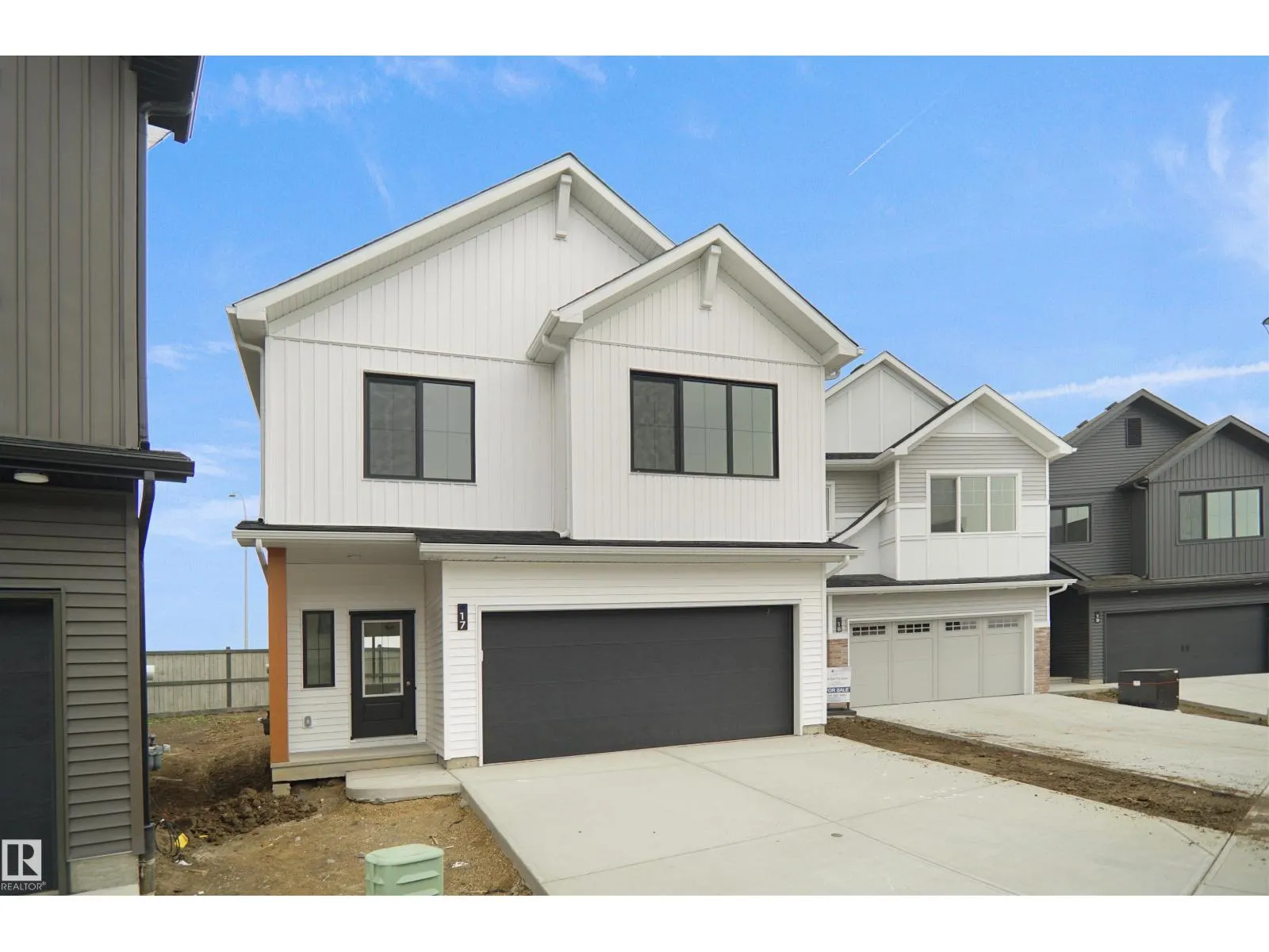 #17 19904 31 AV NW