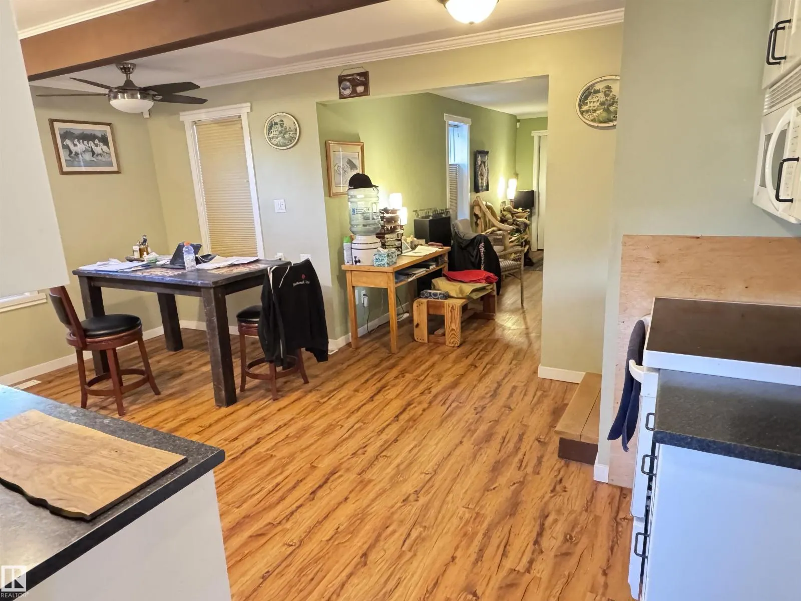 9840 107 ST