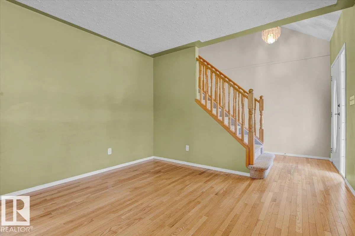 10403 62 ST NW
