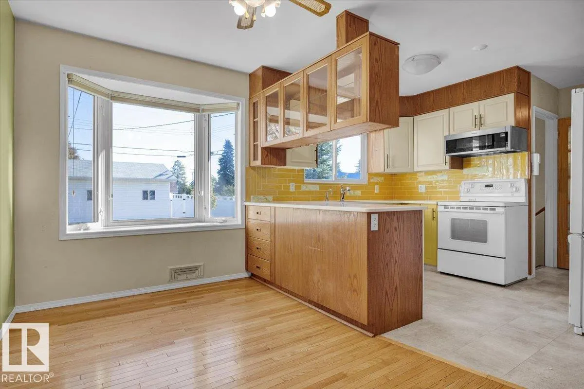 10403 62 ST NW