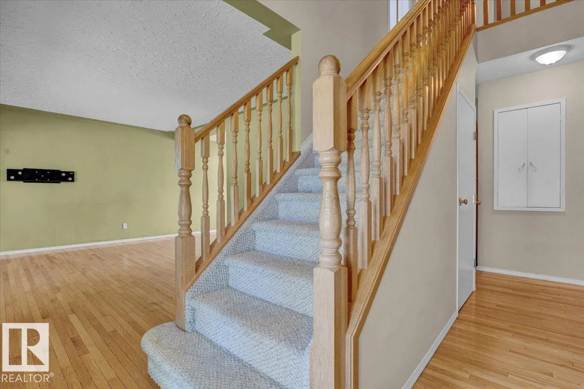 10403 62 ST NW
