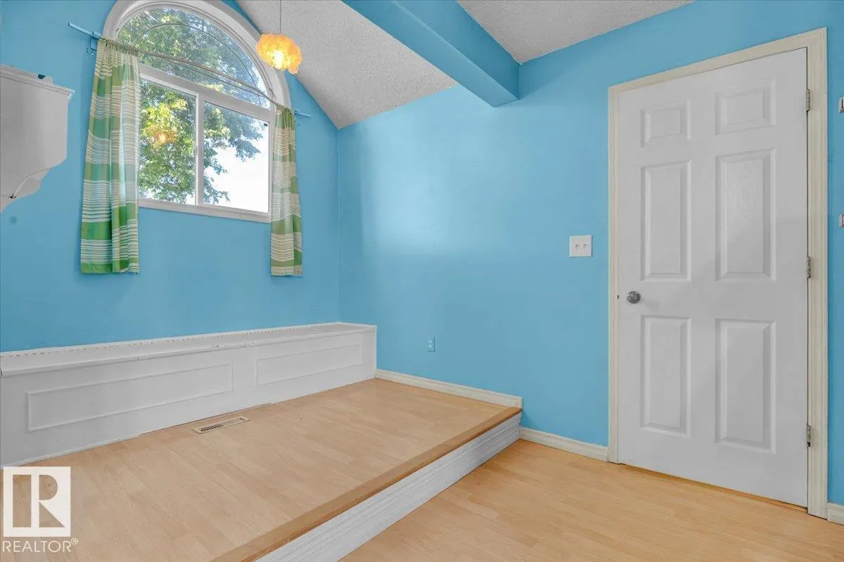 10403 62 ST NW
