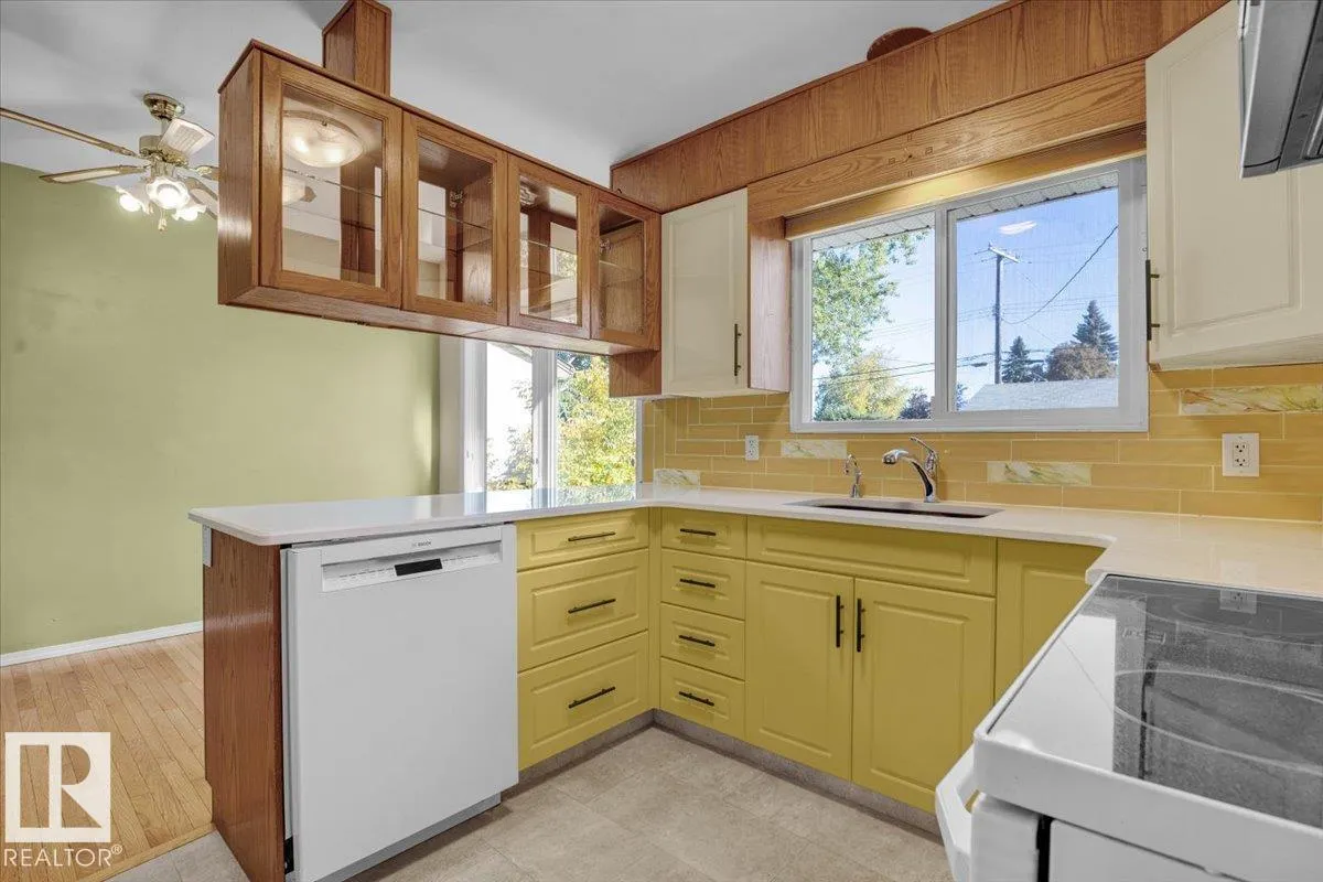 10403 62 ST NW