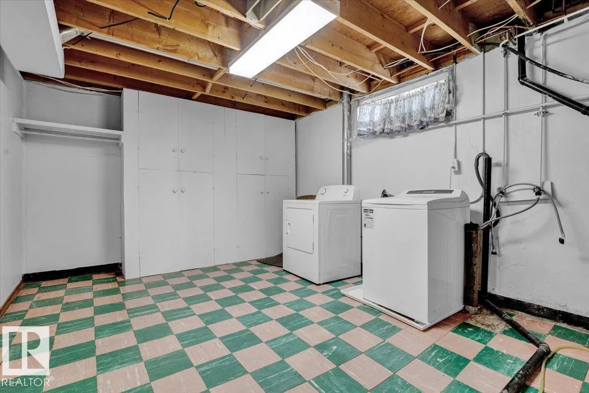 10403 62 ST NW
