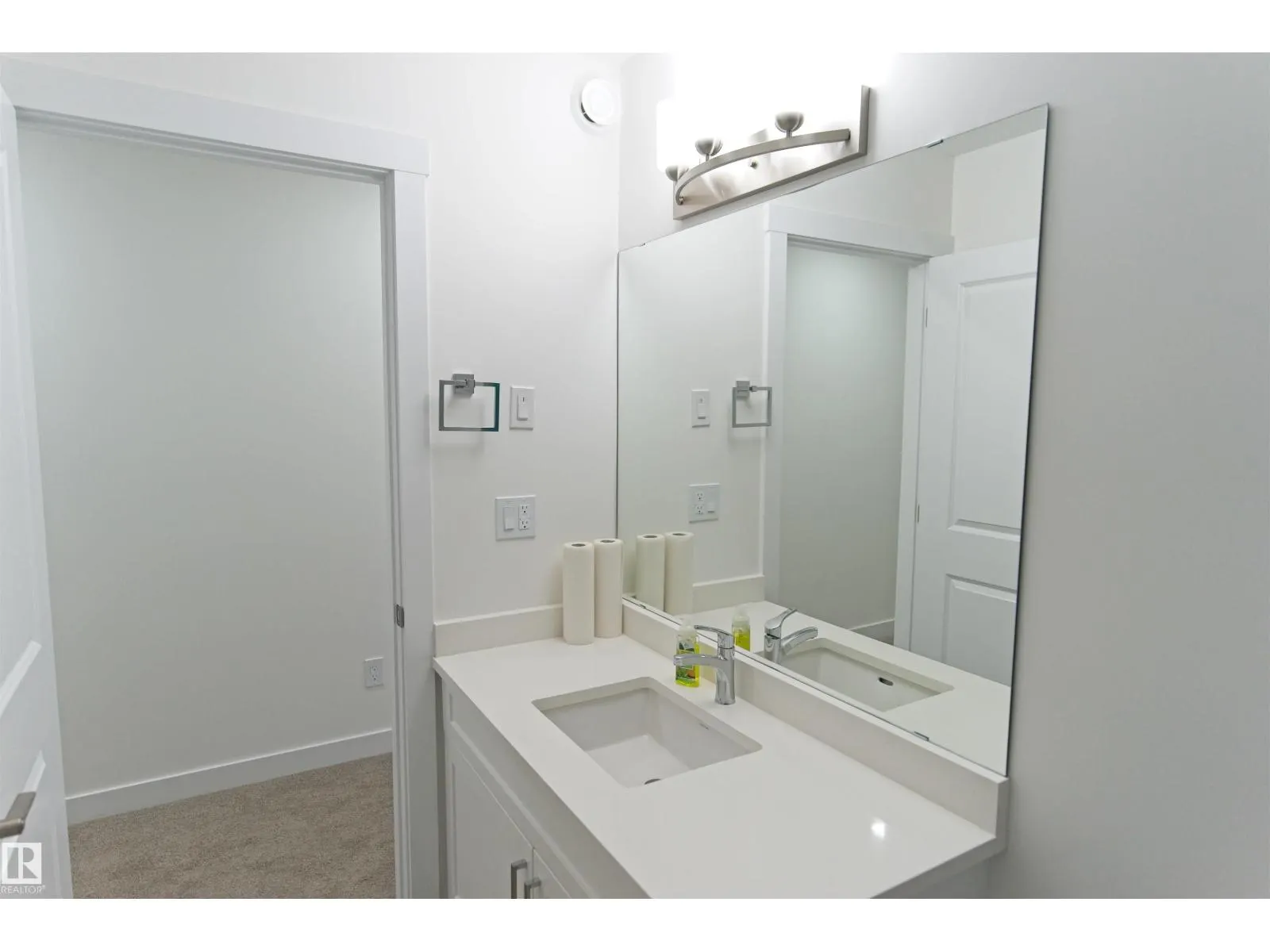 #21 2710 66 St SW SW