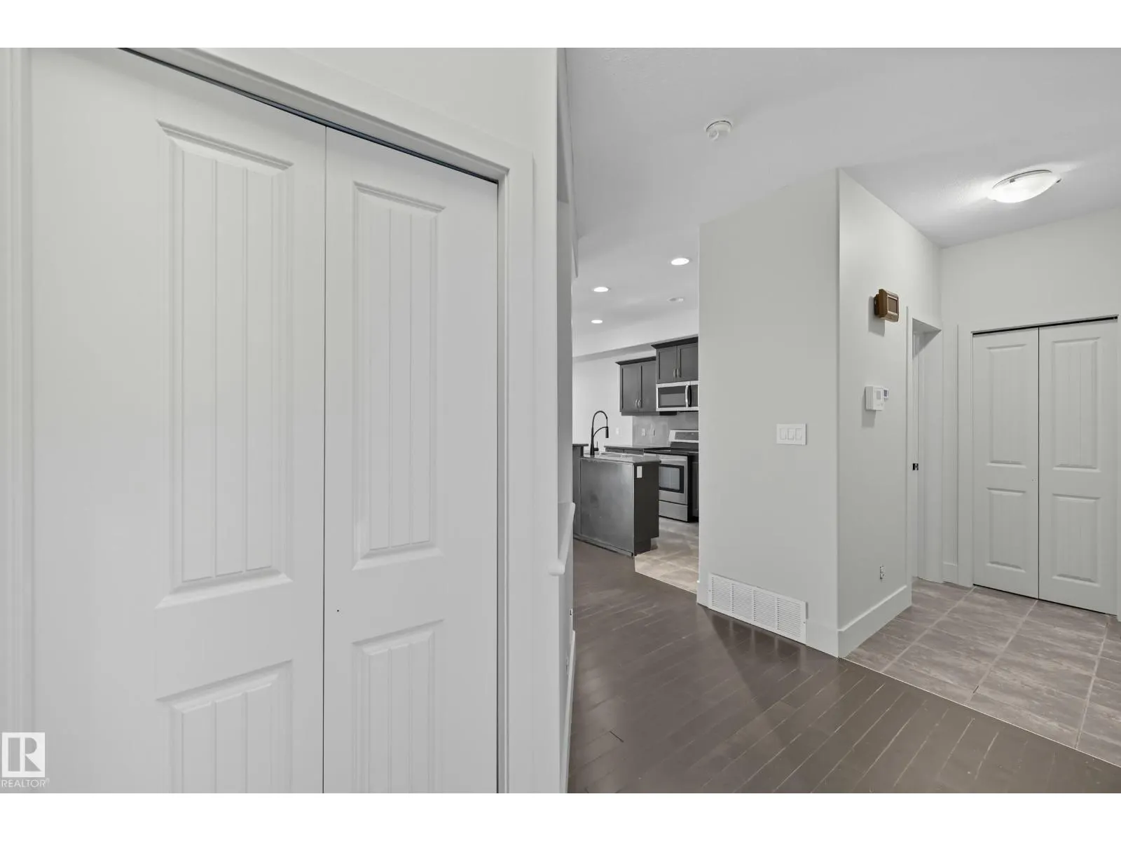 #29 1901 126 ST SW