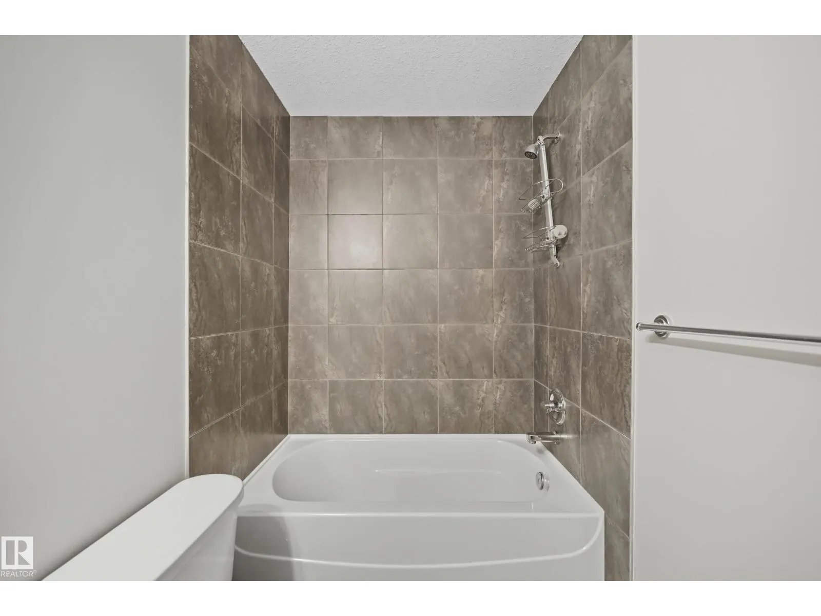 #29 1901 126 ST SW