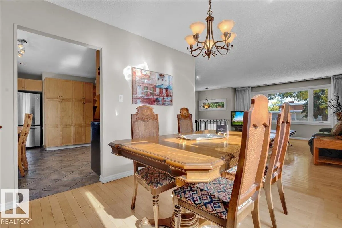 11914 40 ST NW