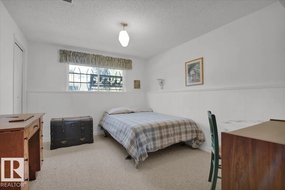 11914 40 ST NW