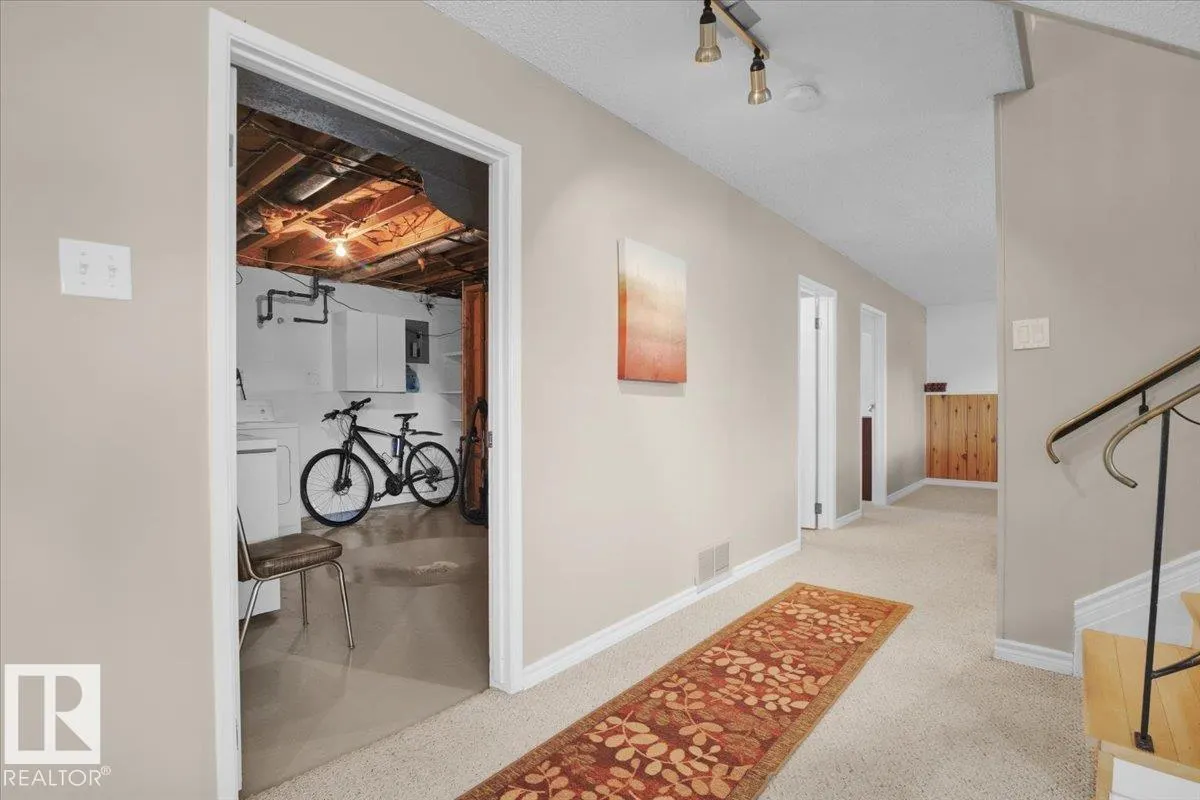 11914 40 ST NW
