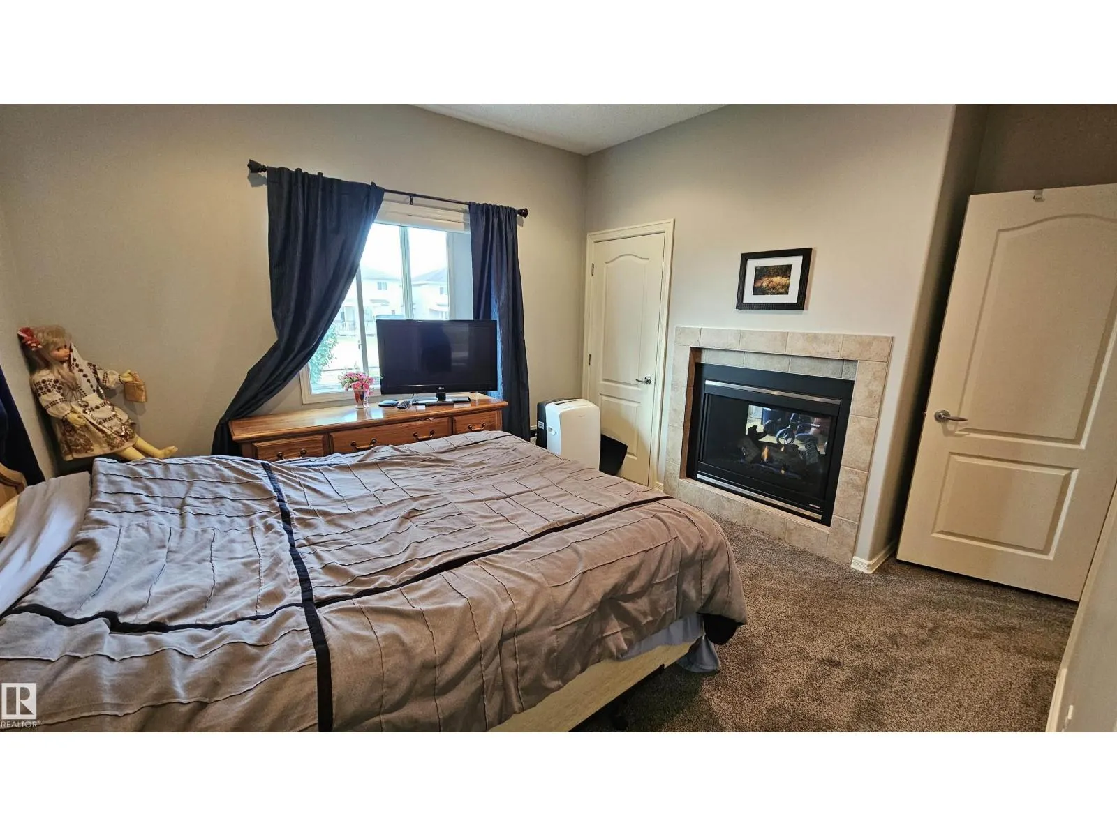 #36 3003 34 AV NW