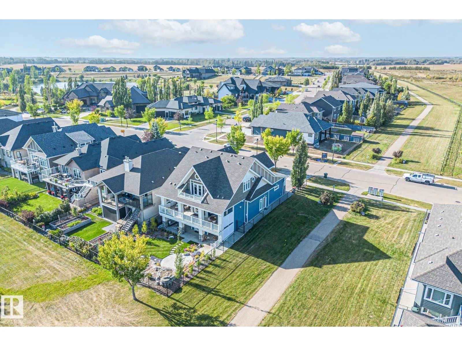 1020 GENESIS LAKE BV