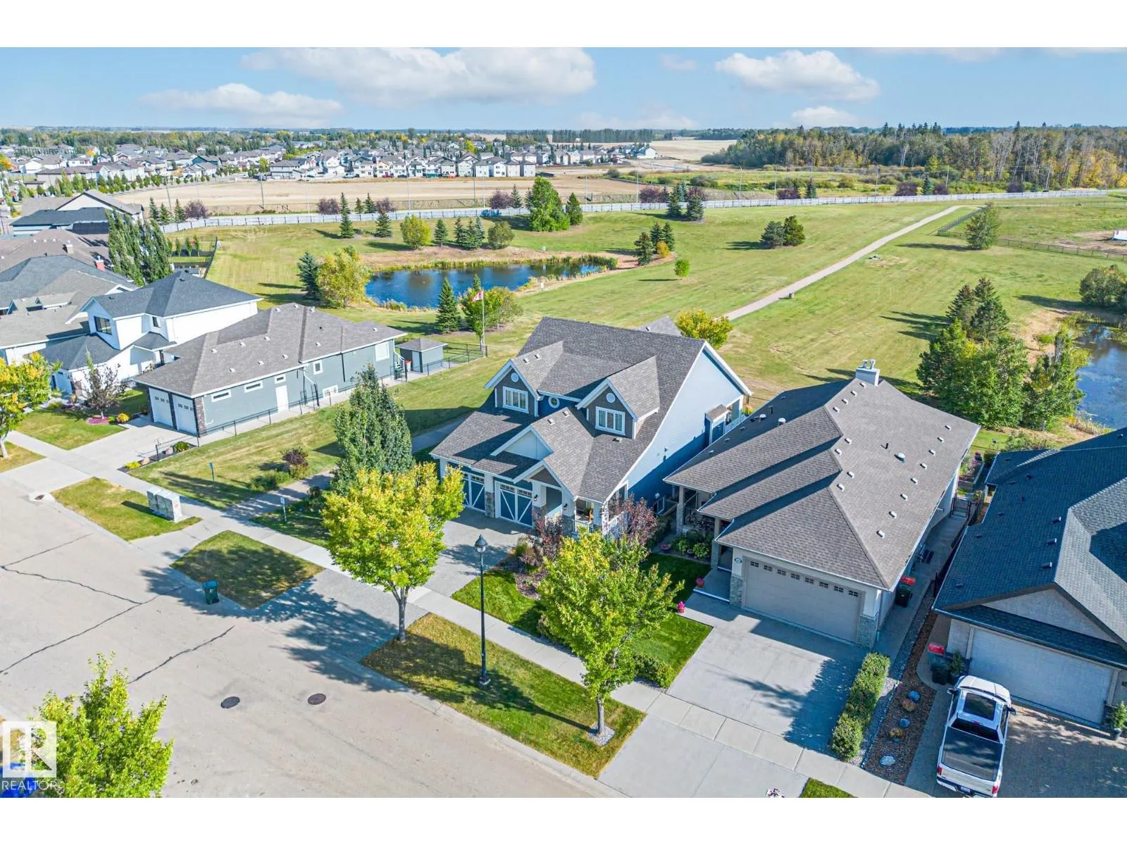 1020 GENESIS LAKE BV