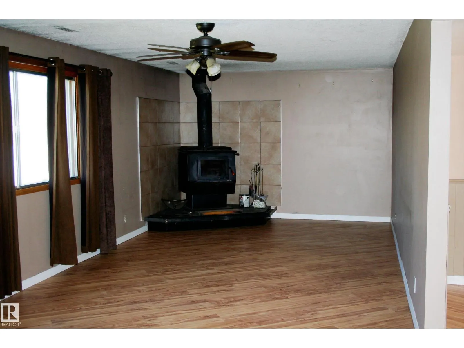 21542 twp 492