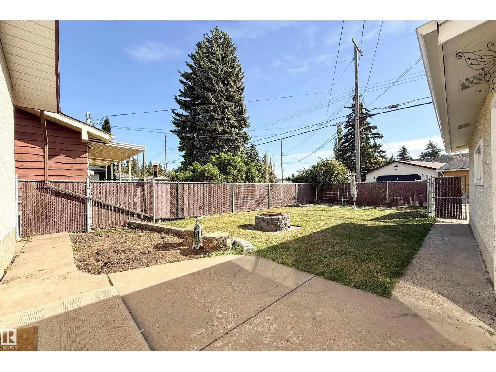 6507 98 AV NW